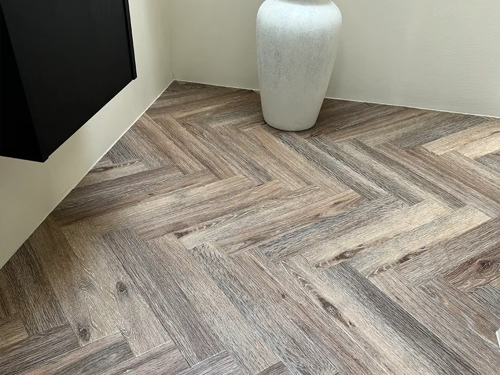 Bodenverlegung-malermeister-malerarbeiten-mike-stoever-01